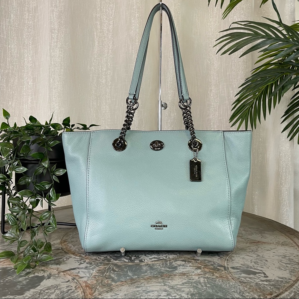 Coach Turnlock Chain Tote 27 57107 Chambray Blue